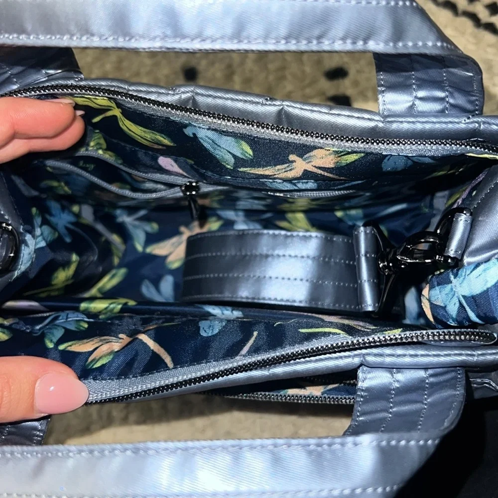 Lug Classic Quilted Tote in a Silvery Gray NWT - Picture 3 of 5